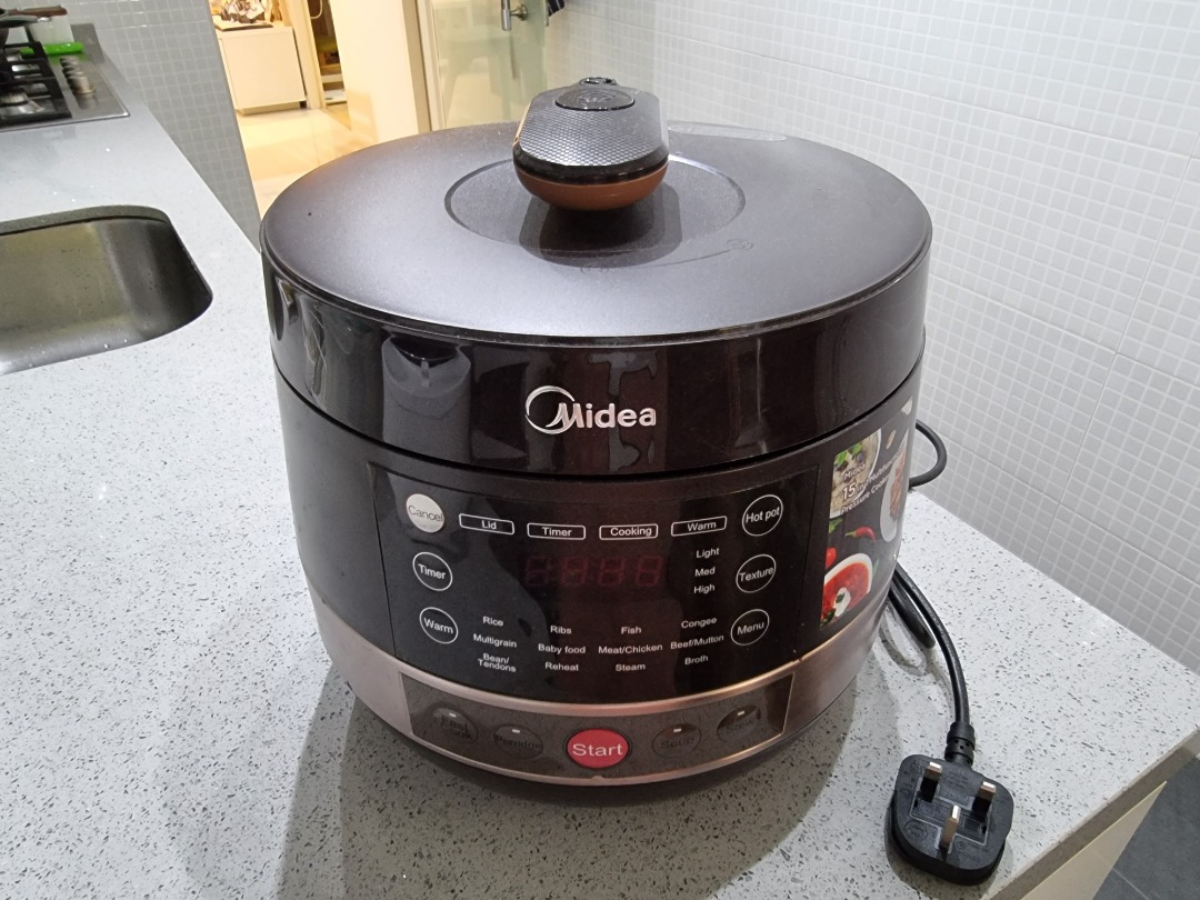 MIDEA Pressure Cooker, TV & Home Appliances, Kitchen Appliances