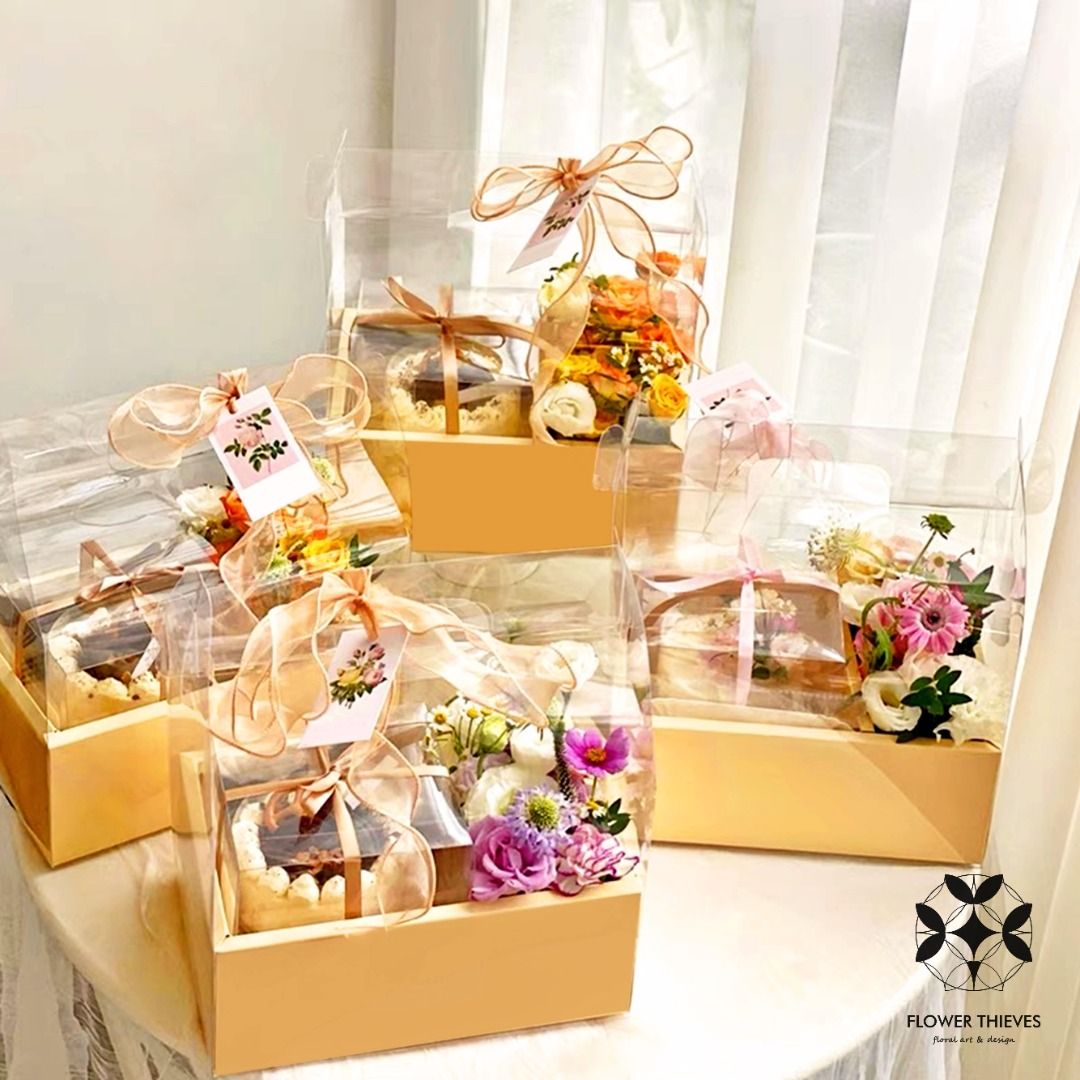 Chocolate Bouquet Gift Box, Hobbies & Toys, Stationery & Craft, Handmade  Craft on Carousell