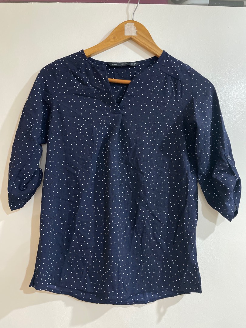 Navy blue patterned blouse, Women's Fashion, Tops, Blouses on Carousell