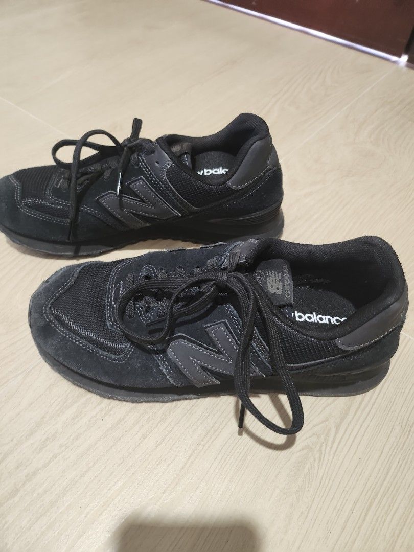New balance 247 womens size 9.5 shoes black athletic - Depop
