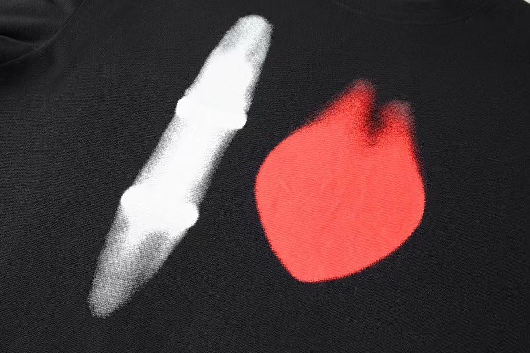 balenciaga heart tee