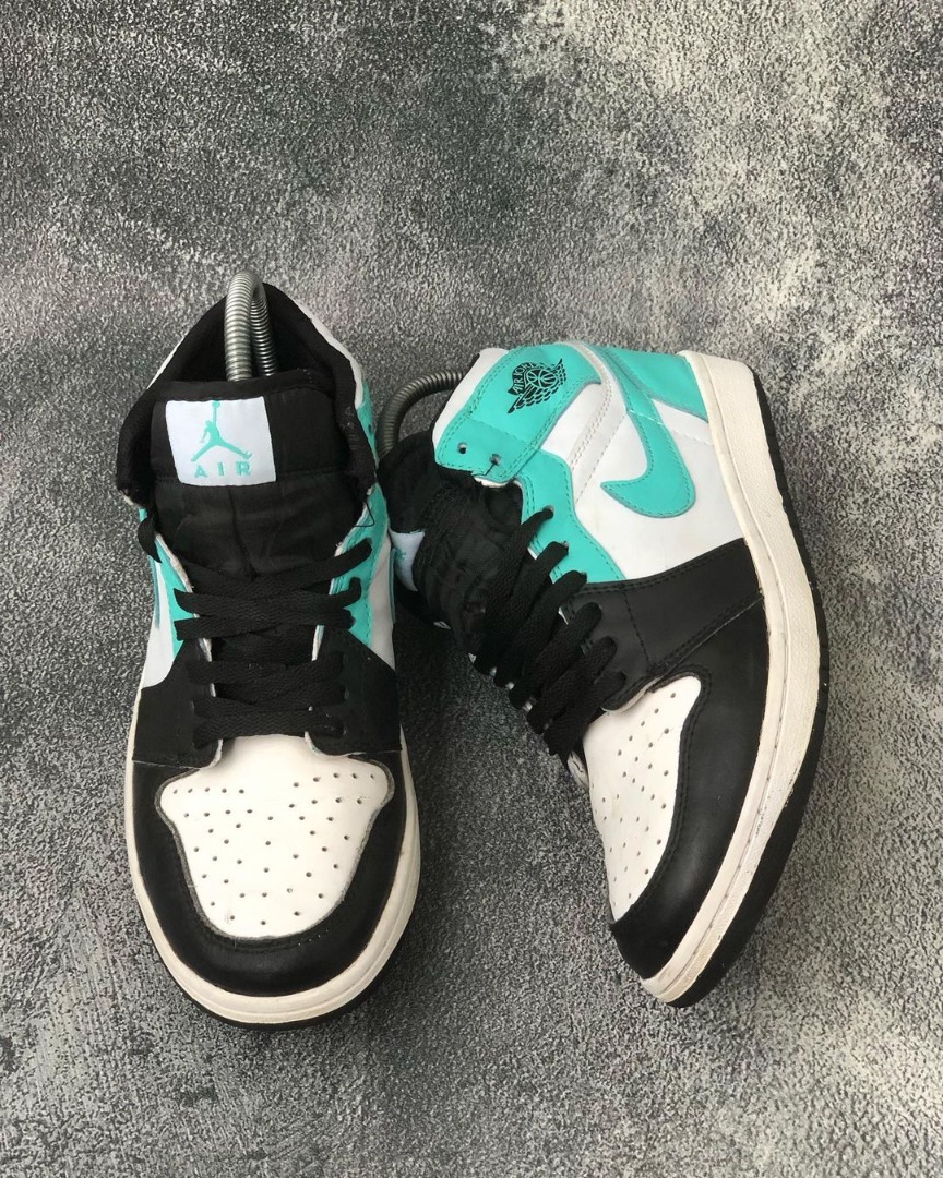 aj1 mid island green