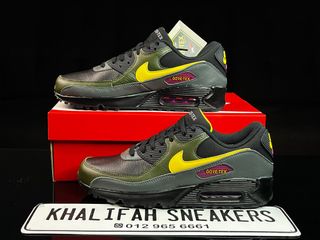 (Category: ) located in . Submitted by khalifahsneakers (Listing ID 1230539440, Image 1). Description: .
