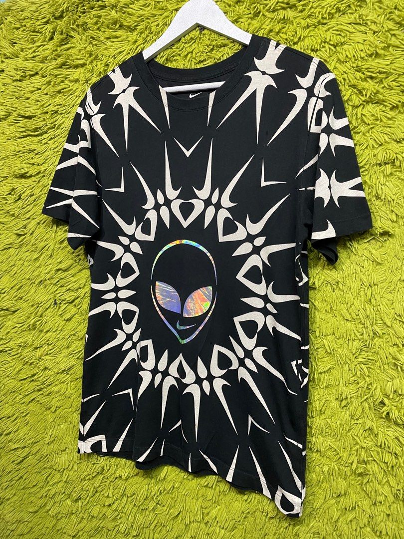 Nike alien shirt top
