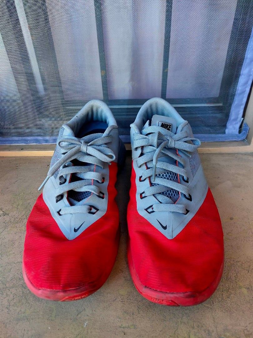 Nike Lite Trainer (Category: Sneakers) located in Pasig City. Submitted by ceedeevee (Listing ID 1230606406, Image 3). Description: In good condition Size US 9 MOP: GCash, Maya.