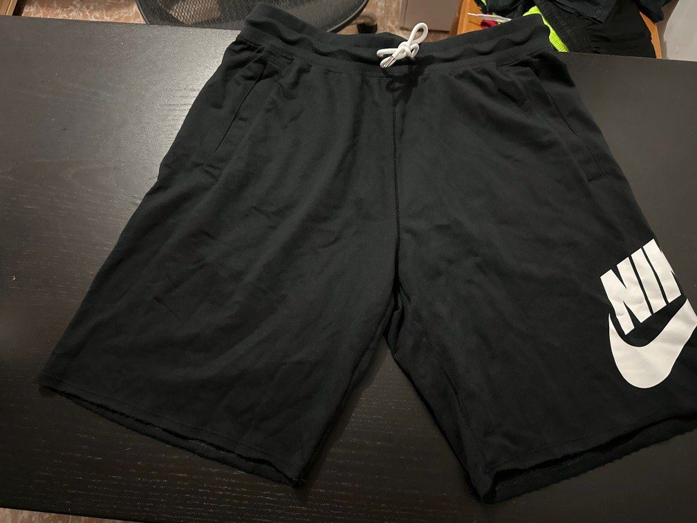 Loose fit knee length shorts cheap