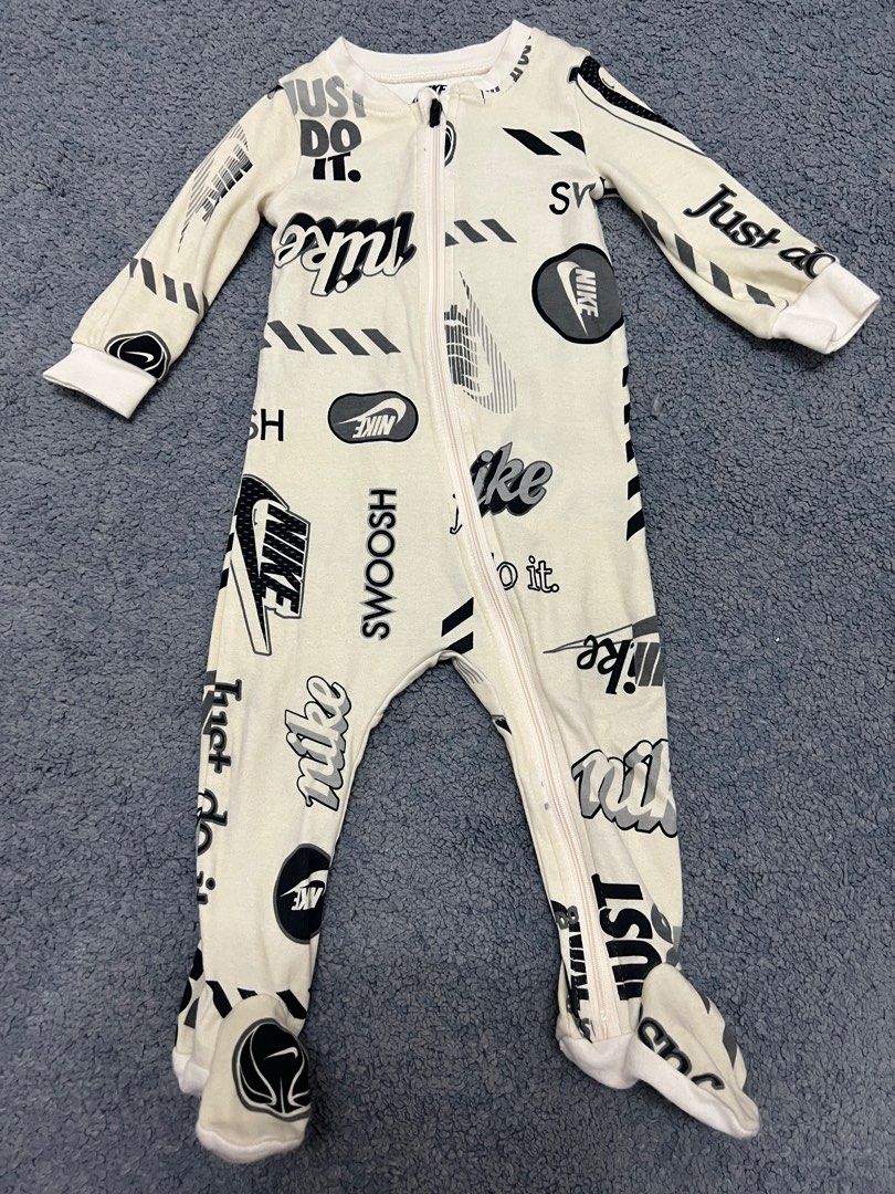 Nike sleepsuit shop