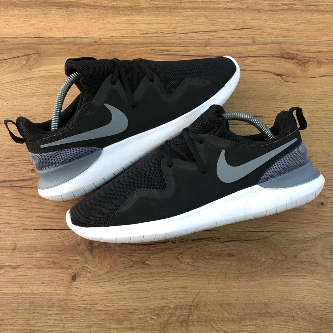 Nike tessen mens discount