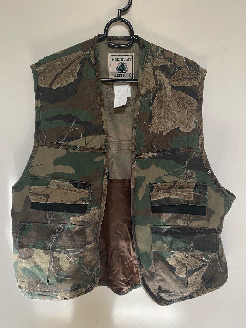 Northwest Camo fishing vest, Men's Fashion, Coats, Jackets and