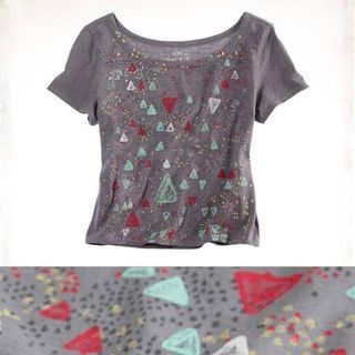 NWT Aerie Gray Red Green White Triangle Print Boatneck T-Shirt Tee Plus UK 6-22