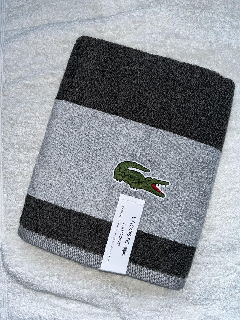 LACOSTE Large Cotton Bath Towels 30 x 52 - Gray Brand NEW lot of 4