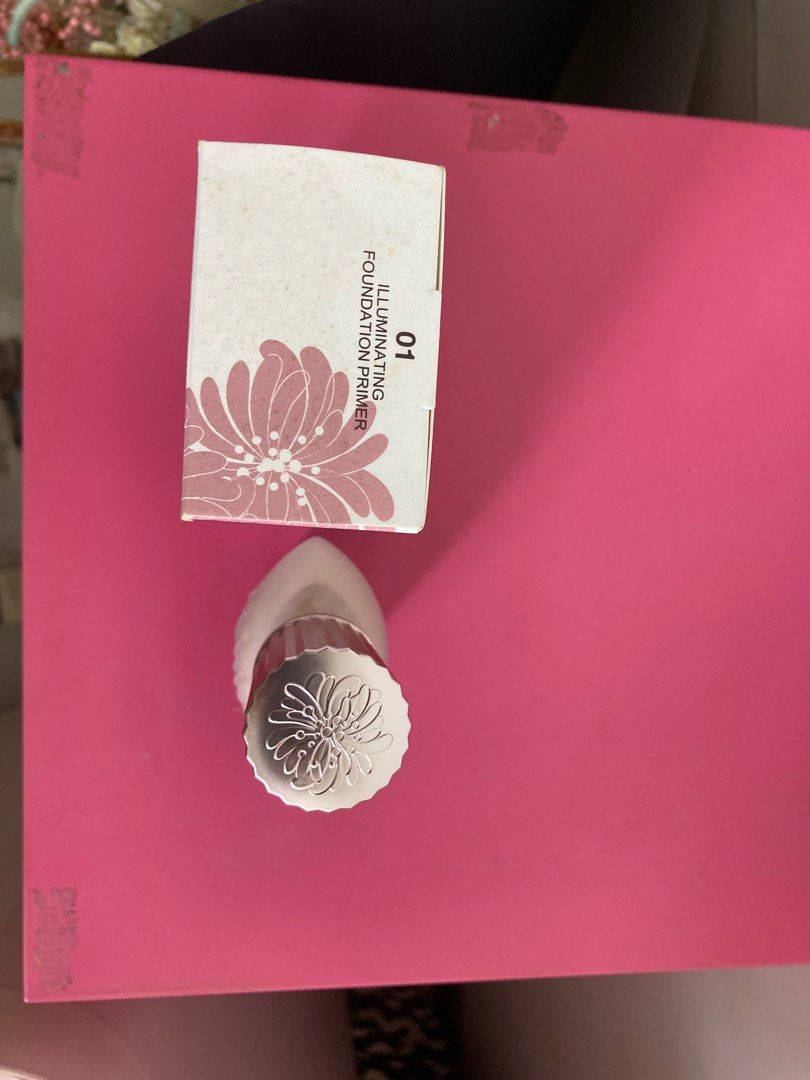 Paul & Joe illuminating foundation primer make up base serum, Beauty & Personal Care, Face