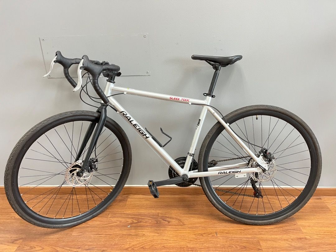 Raleigh shop sleek 700c