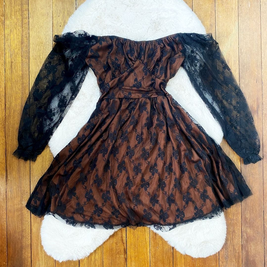 ROMWE Gothic Lace Dress (Category: Dresses) located in Baguio. Submitted by bubries (Listing ID 1230626564, Image 1). Description: 📌 last price posted, no when worn pictures 🧸 small 🧸 bust: 32-37" 🧸 waist: 28-34" 🧸 item is brand new 🧸 shipping via lbc, j&t or flash (shipping fee must be shouldered by the buyer) .