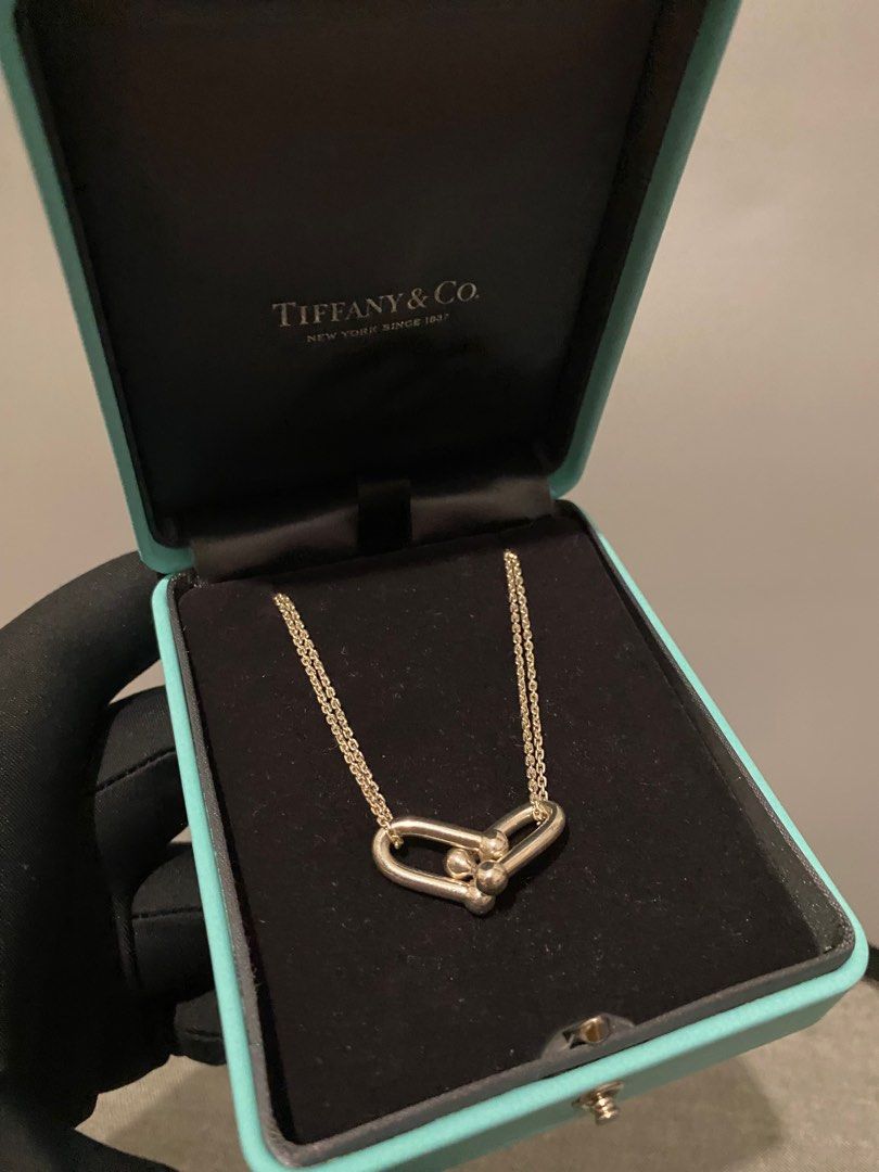 Link pendant necklace top