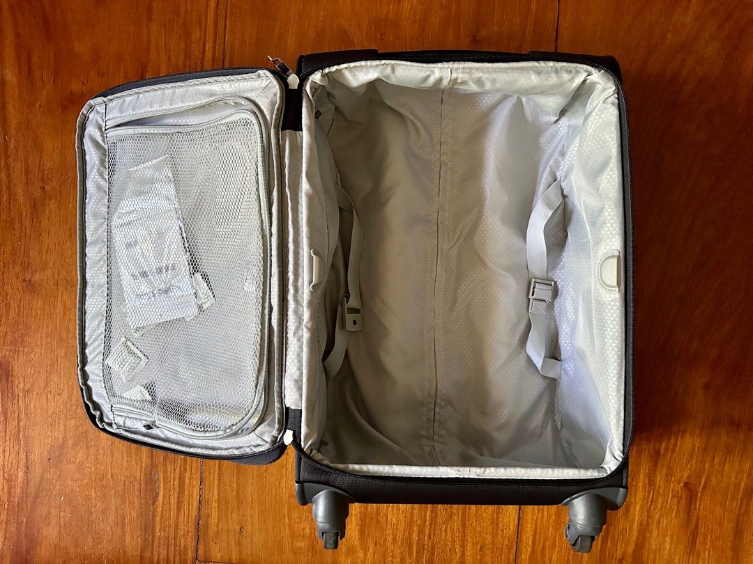 Samsonite Baseboost (Expandable) Carry-On Luggage (Category: Luggage) located in Makati City. Submitted by dean_tn (Listing ID 1230581939, Image 2). Description: Up for sale Samsonite Base Boost (expandable) luggage. Super light weight carry on. In very good and clean condition. PM if interested!.