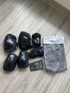 （分類：）位於 。 由 kaperrie 提交（商品編號 1230569538，圖片 1）。簡介： 。