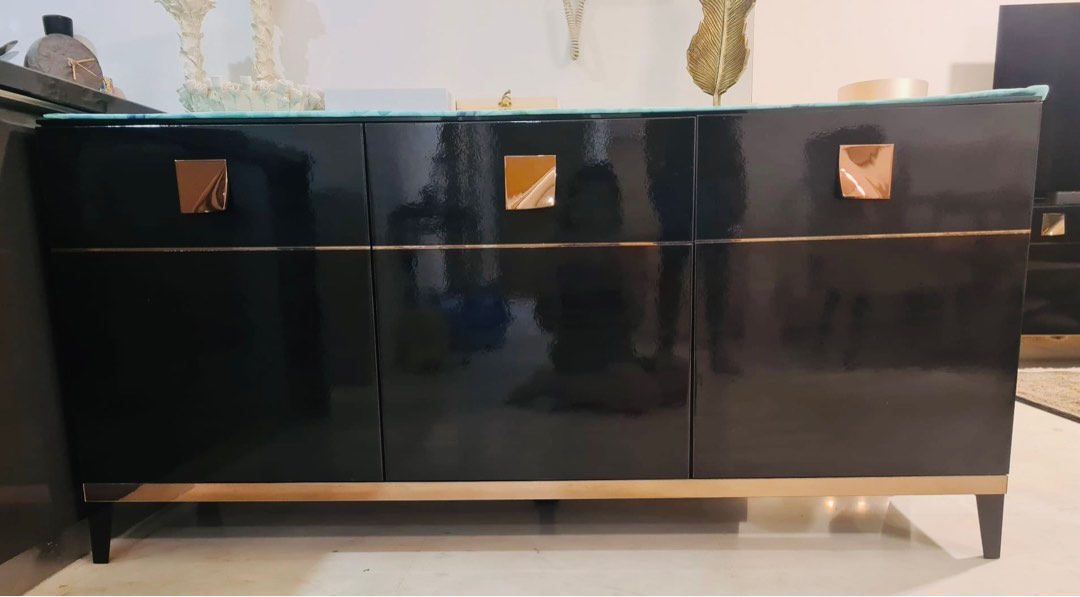 Sideboard/ Crockery Italian furniture from Harvey Norman