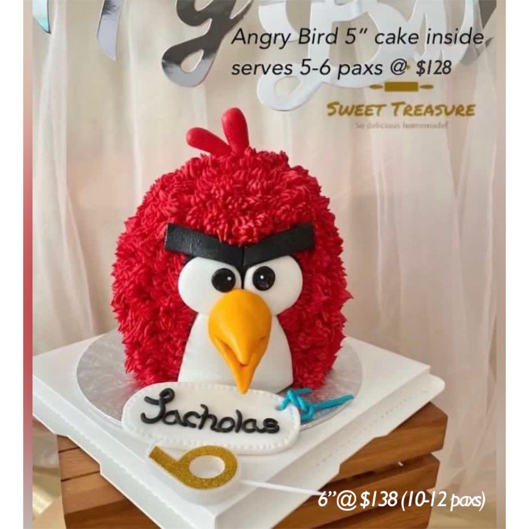 Angry Bird in Green - Decorated Cake by Mary Yogeswaran - CakesDecor