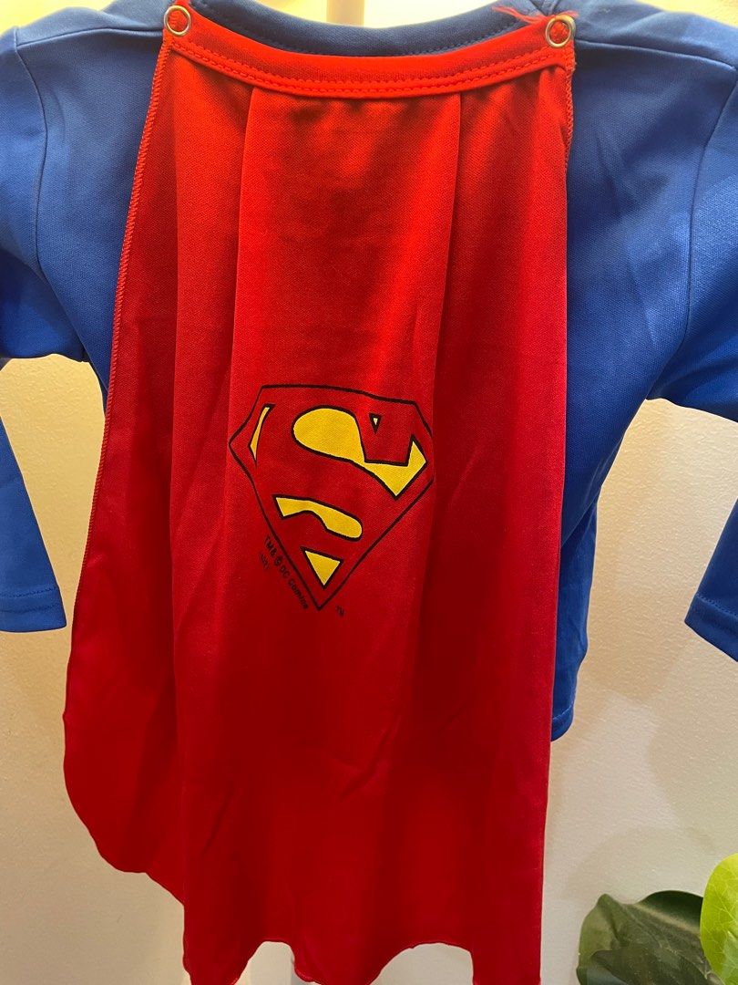 Superman Custome (Category: Babies & Kids Fashion) located in Mandaluyong City. Submitted by fashioppaholic26 (Listing ID 1230717851, Image 2). Description: No Brand 3T on tag but can fit 2 years old Condition: like new. Used once for more than an hour lang during trick or treat sa office. Removable cape. Soft fabric. RFS: wala na paggamitan.
