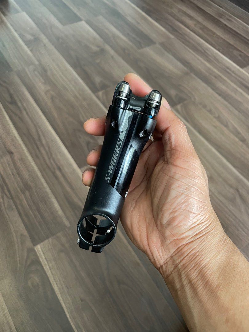 carbon handlebars and stem