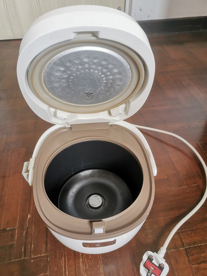 Tafel R22 rice cooker, TV & Home Appliances, Kitchen Appliances