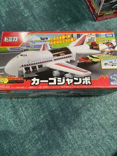Takara Tomy Cargo Jumbo plane