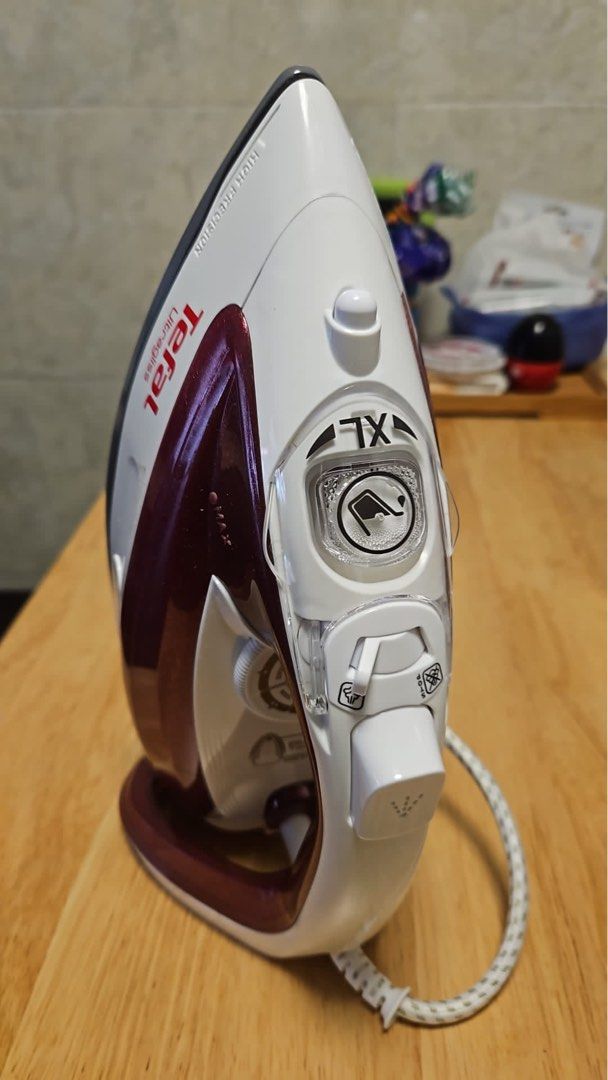 Tefal iron, TV & Home Appliances, Irons & Steamers on Carousell