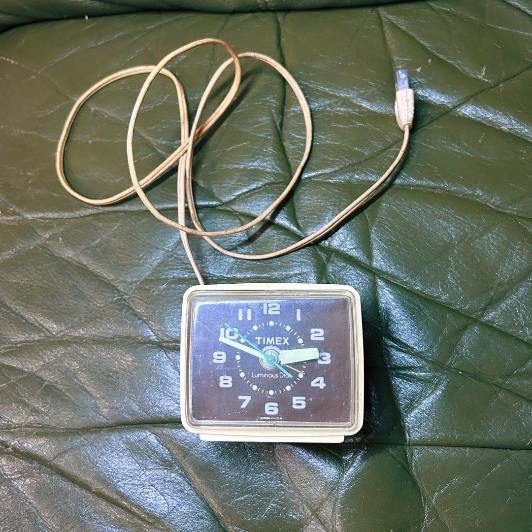 Timex vintage table alarm clock 110v Furniture Home Living