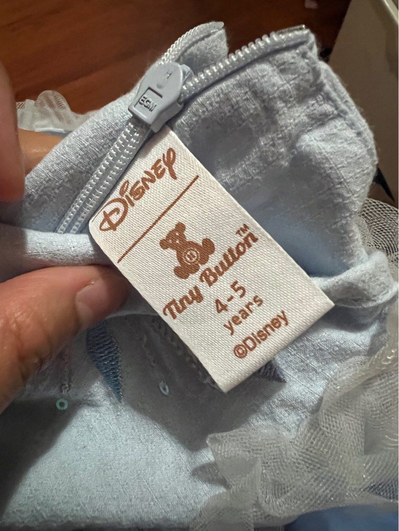 Tiny button (Category: Babies & Kids Fashion) located in Shah Alam. Submitted by sarahzd (Listing ID 1230694412, Image 2). Description: Used 4x Original tiny button Disney frozen Original price rm120 Negotiable .