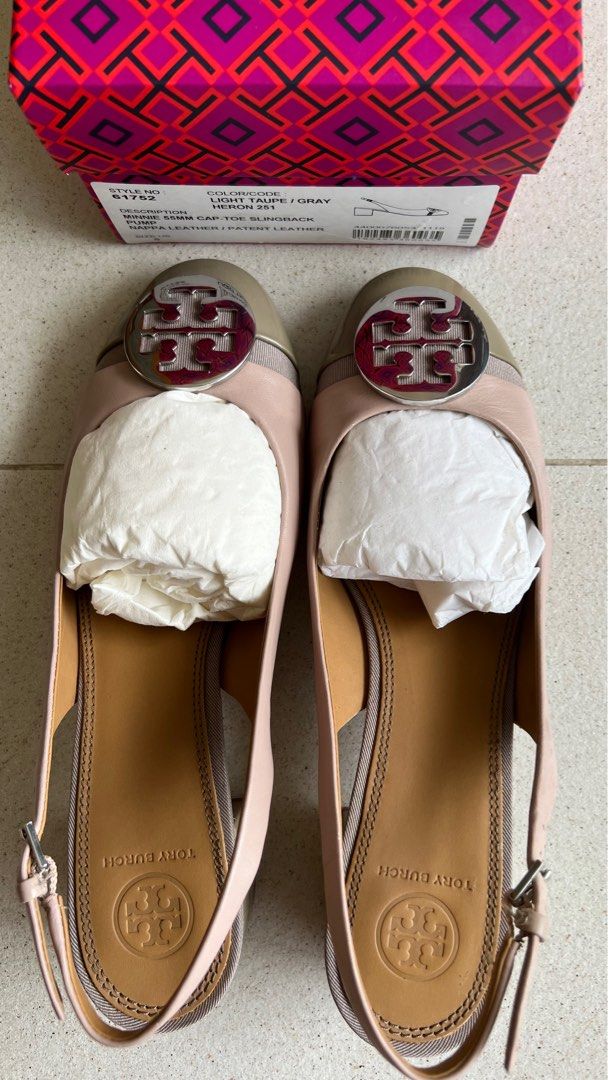 Tory burch light taupe 2025