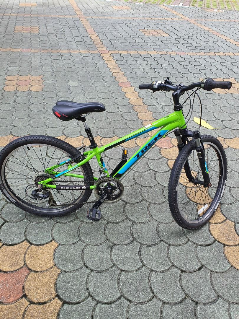 Trek MT220 24