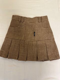 （分類：）位於 。 由 karinayyy 提交（商品編號 1230654937，圖片 1）。簡介： 。