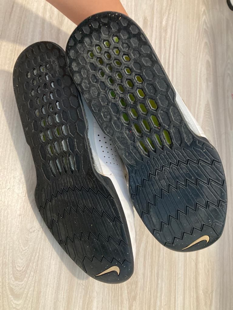 Nike best sale romaleos 42