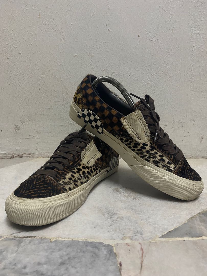 Vans slip on sales cap lx pony