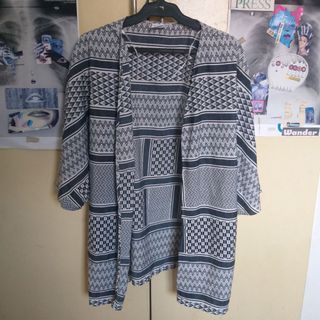 Vero Moda Printed Black and White Blouse