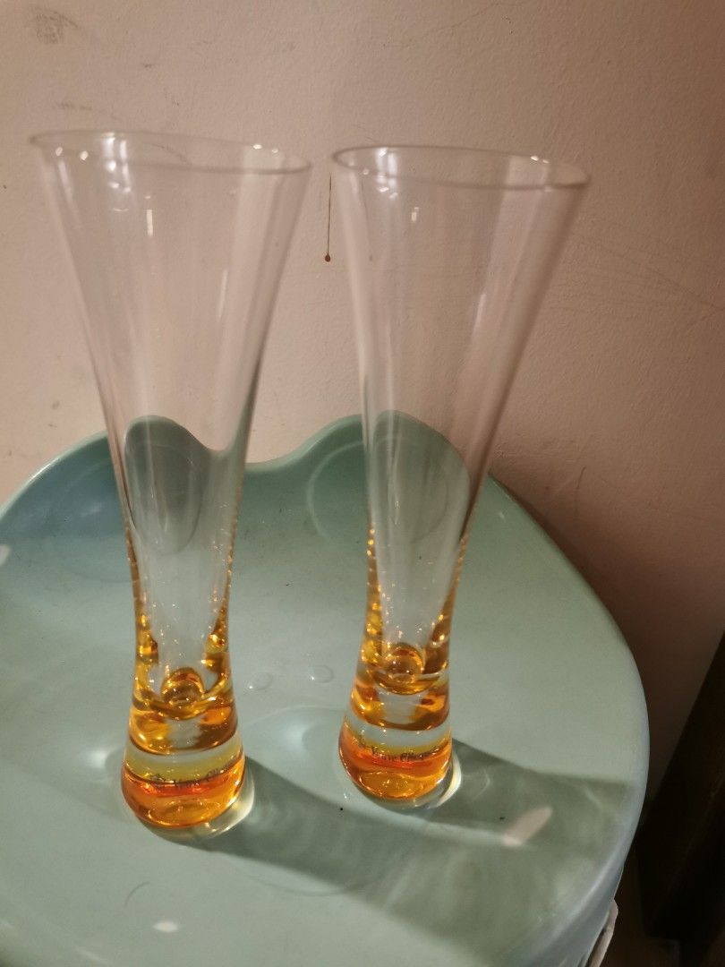Veuve Champagne Flutes