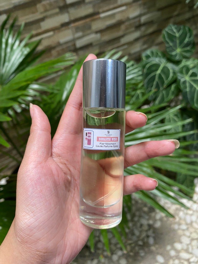 Parfum romantic wish 2025
