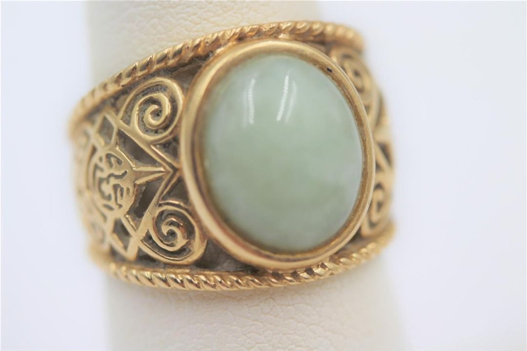 Gold cabochon new arrivals