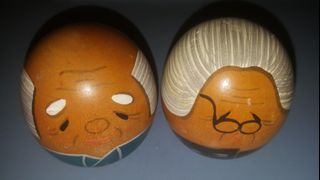 Vintage Set of Japanese Kokeshi Dolls Wooden Egg-Shaped: Grandma & Grandpa.