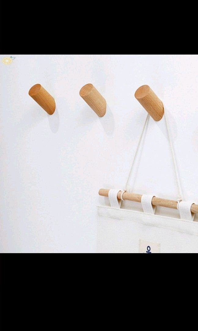 Wall mount 3pcs wooden hook clothes hanger, Furniture & Home Living