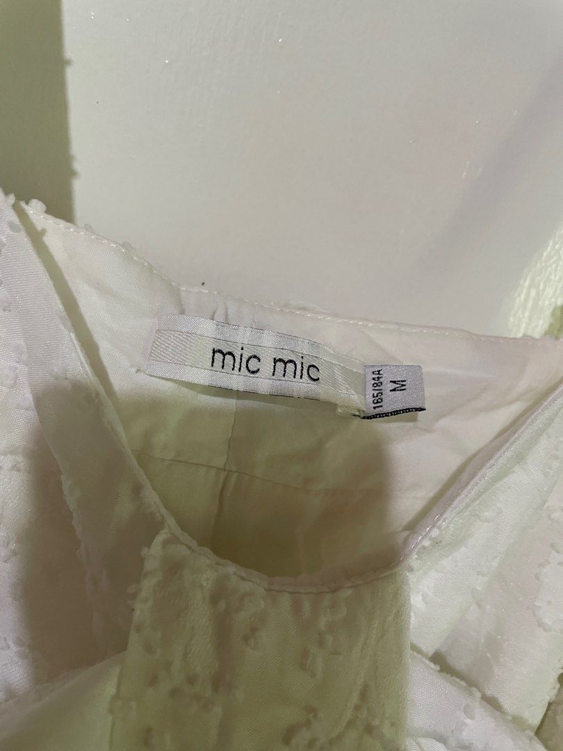 White Cotton Dress (Category: Dresses) located in Legazpi City. Submitted by handsatanizer (Listing ID 1230590270, Image 2). Description: Trendy Dress Cotton Fabric Size S-M .