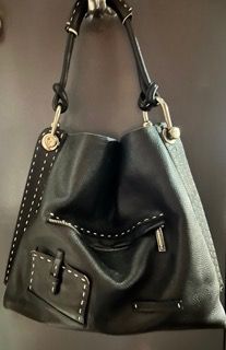 Women authentic BCBG Maxazria black leather shoulder bag from usa (Category: Luxury Bags & Wallets) located in Cebu City. Submitted by carou75847 (Listing ID 1230585044, Image 1). Description: high quality leather excellent condition very heavy, durable material authentic BCBG Maxazria brand.