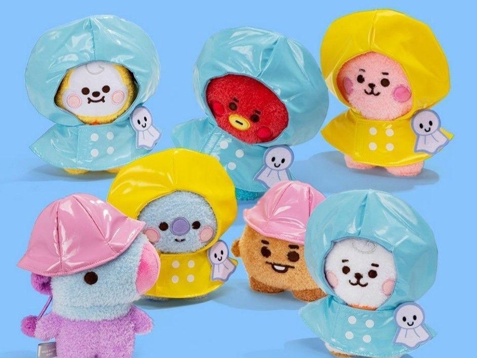 Raincoat costume discount
