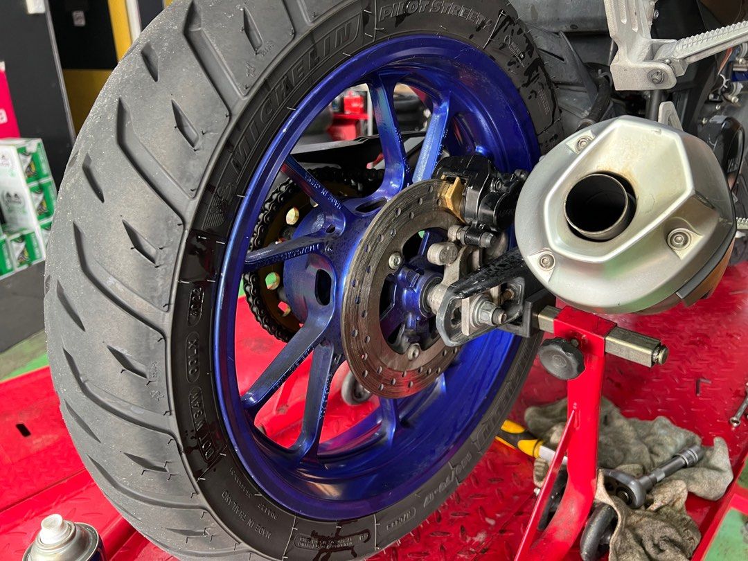 R15 Rim WTT Stock R15 v3 rim (I plus cash) with RCB SP522, Motorcycles ...