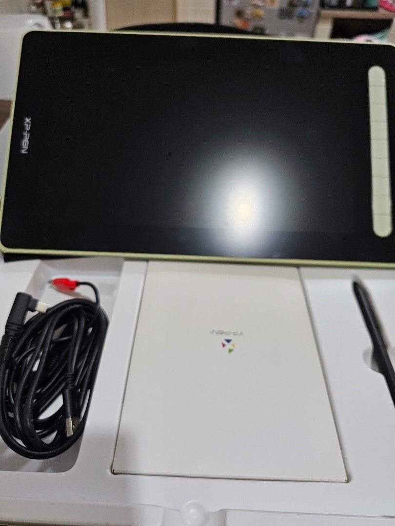 XP Pen Artist Display 13.3 Pro (2nd Gen), Computers & Tech, Office