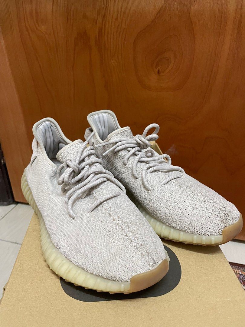 Yeezy 590 2025