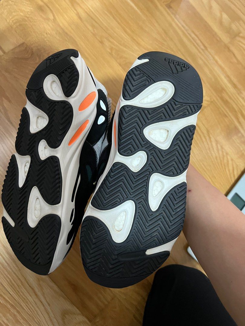 Adidas yeezy wave runner 7 black discount