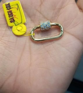 (Category: ) located in . Submitted by RealGoldPawnable18K21K24K (Listing ID 1230761989, Image 1). Description: .