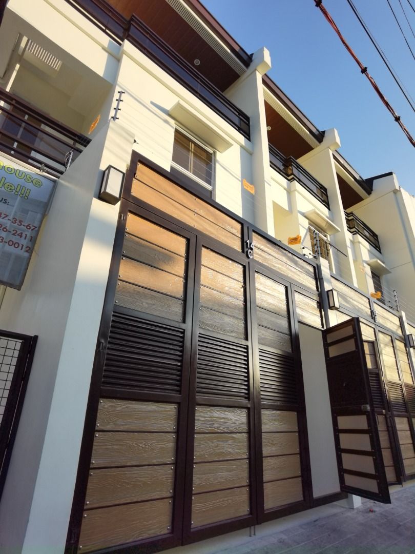 3 Bedroom 2 Car Garage House For SALE Diliman Quezon City near
